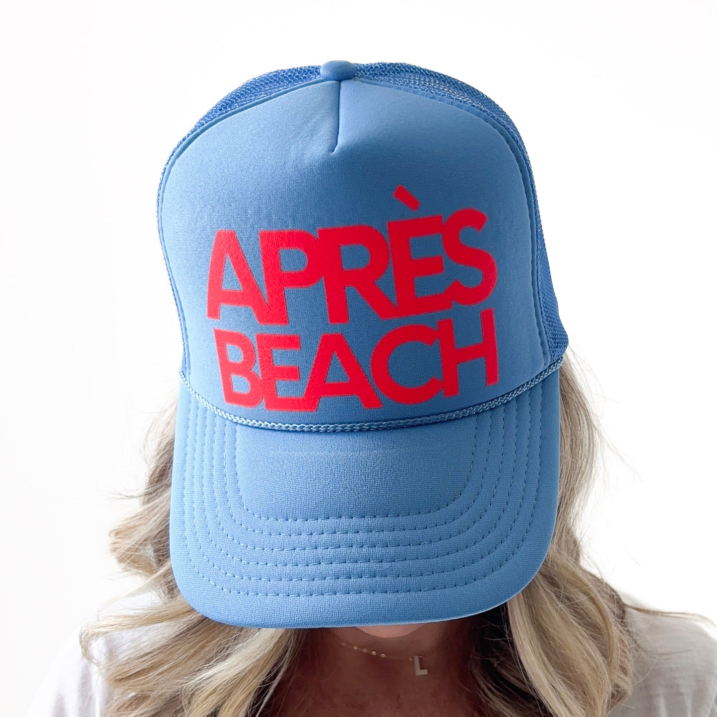 Après Beach High Profile Trucker Hat