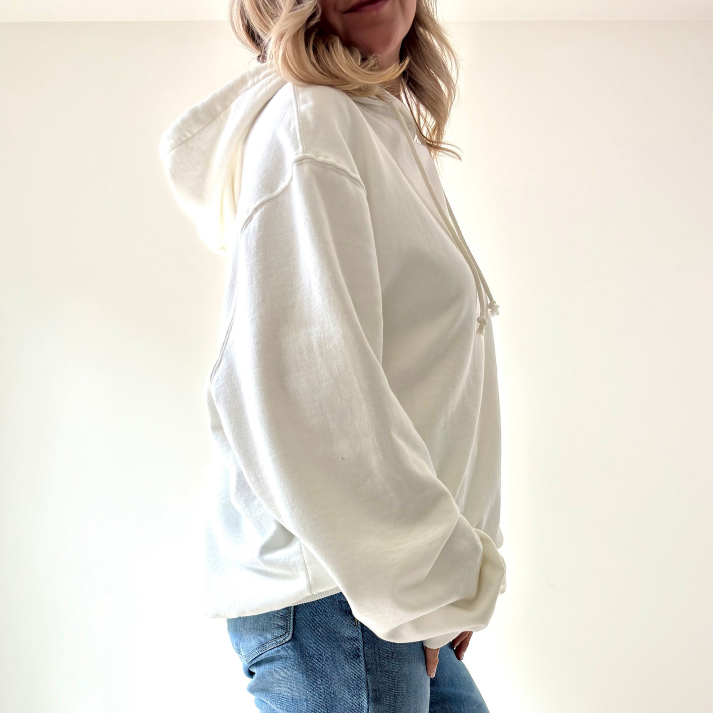 Women's ivory pullover hooded oversized light weight fleece sweatshirt with script après and heart embroidery
