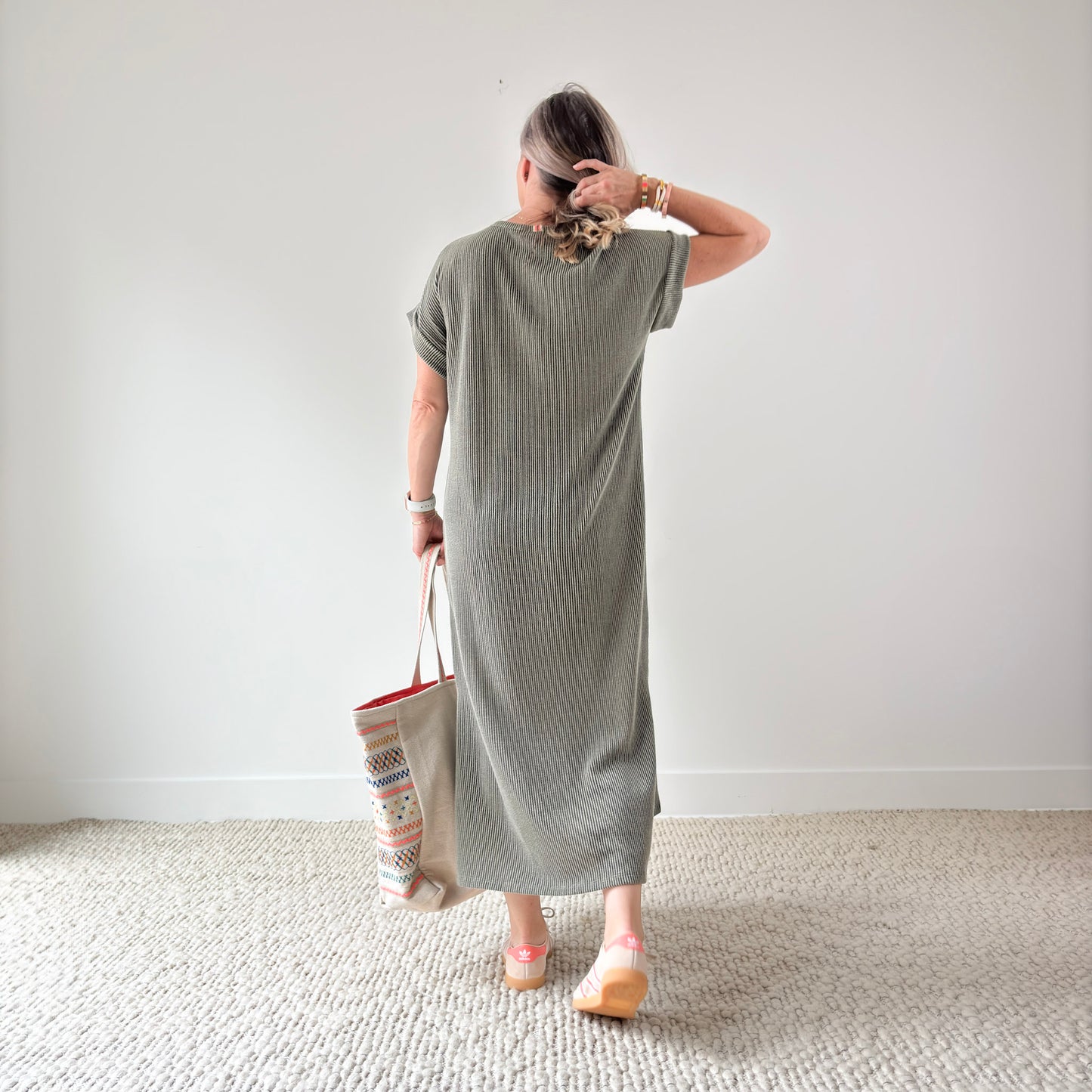 Women's Olive Textured Rib Short Sleeve High Low Midi Dress