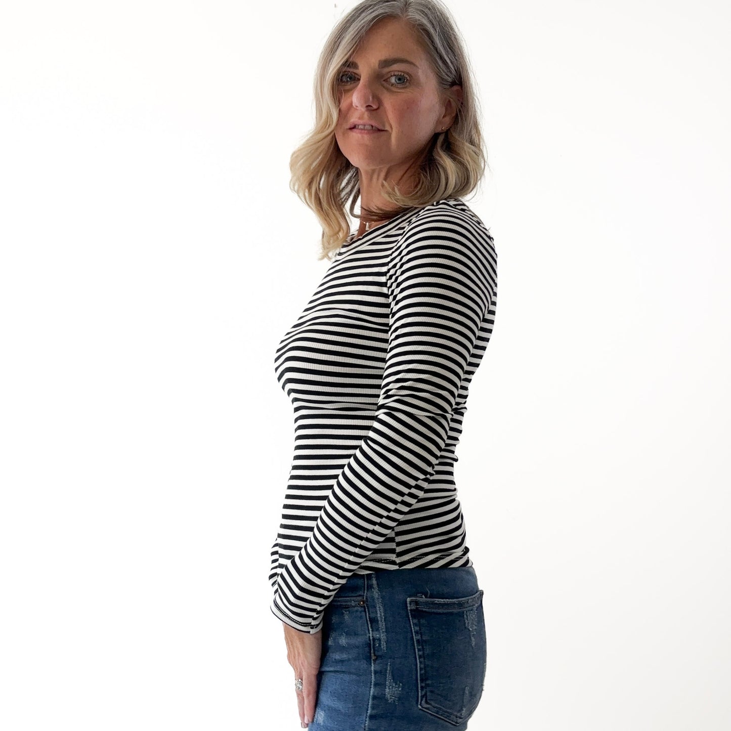 Women's long sleeve fitted black and white stripe crew neck top