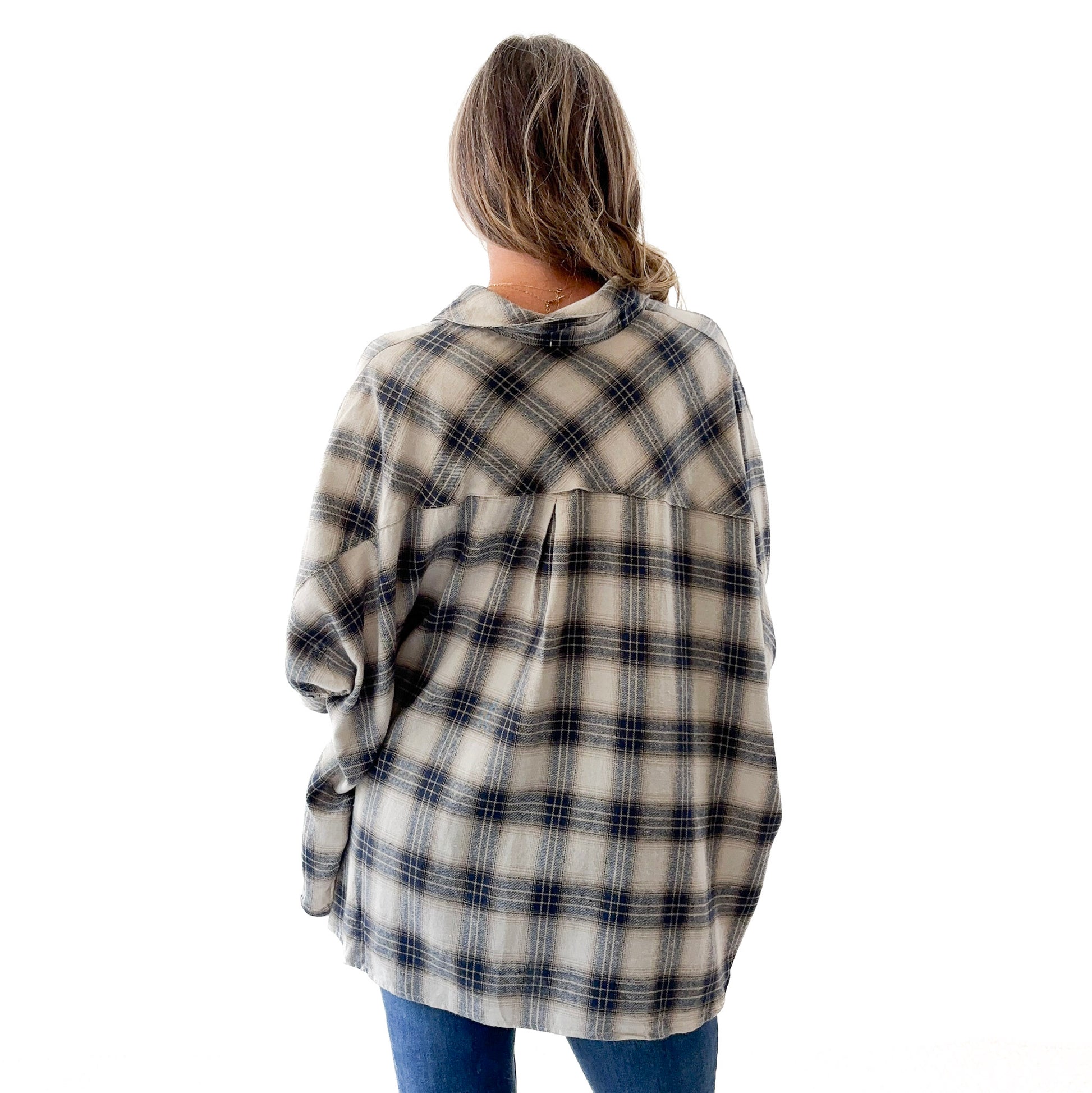 Women's ivory with blue oversized plaid button front high low top
