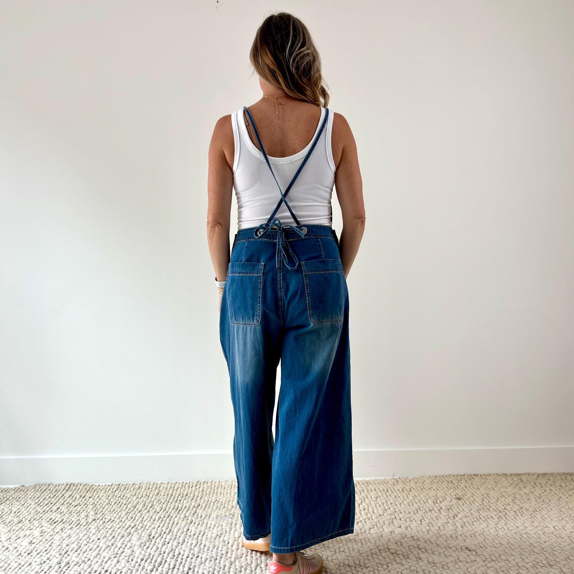 Women's Light Weight Wide Leg Medium Wash Cropped Denim Overall