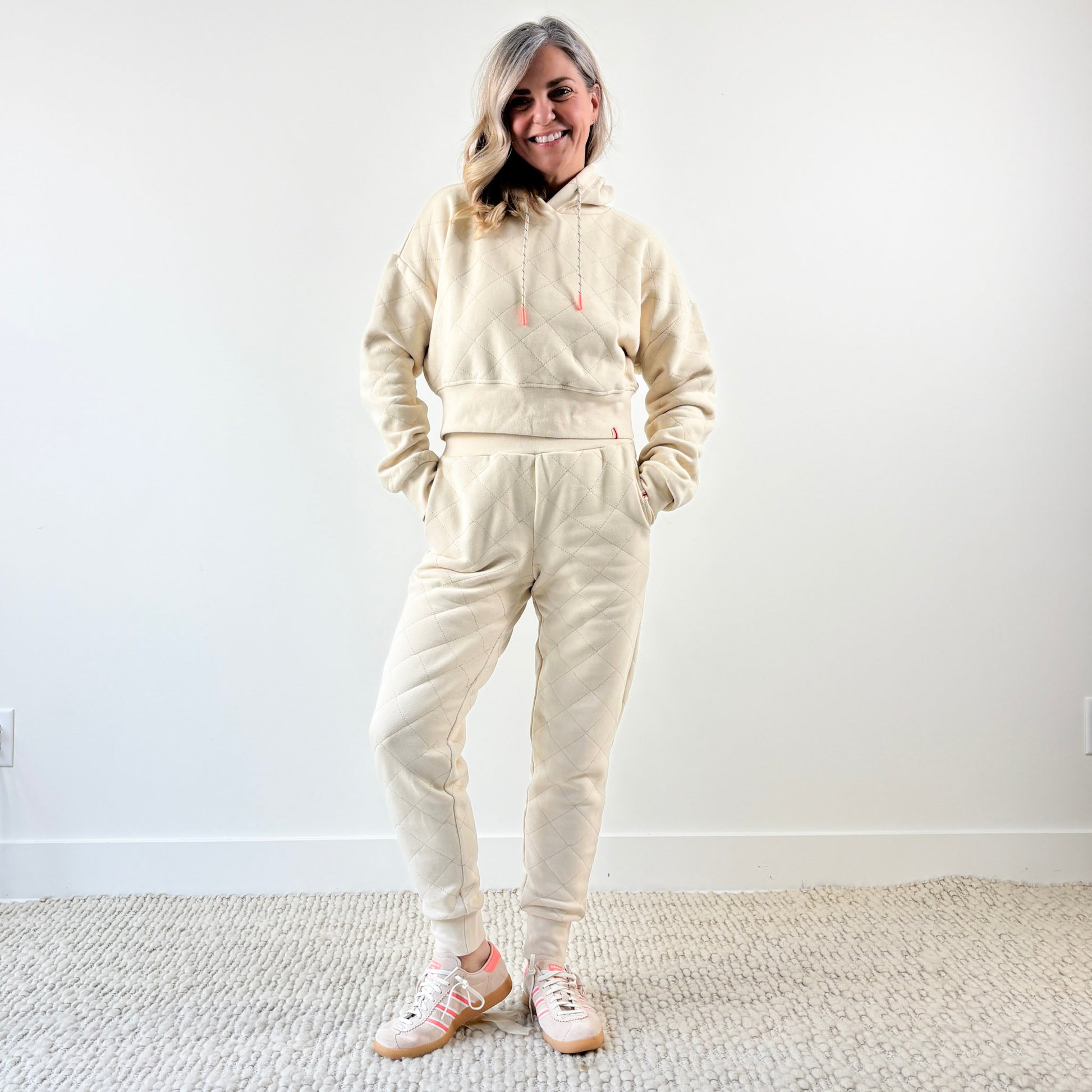 Ivory quilted fleece jogger pant with side pockets