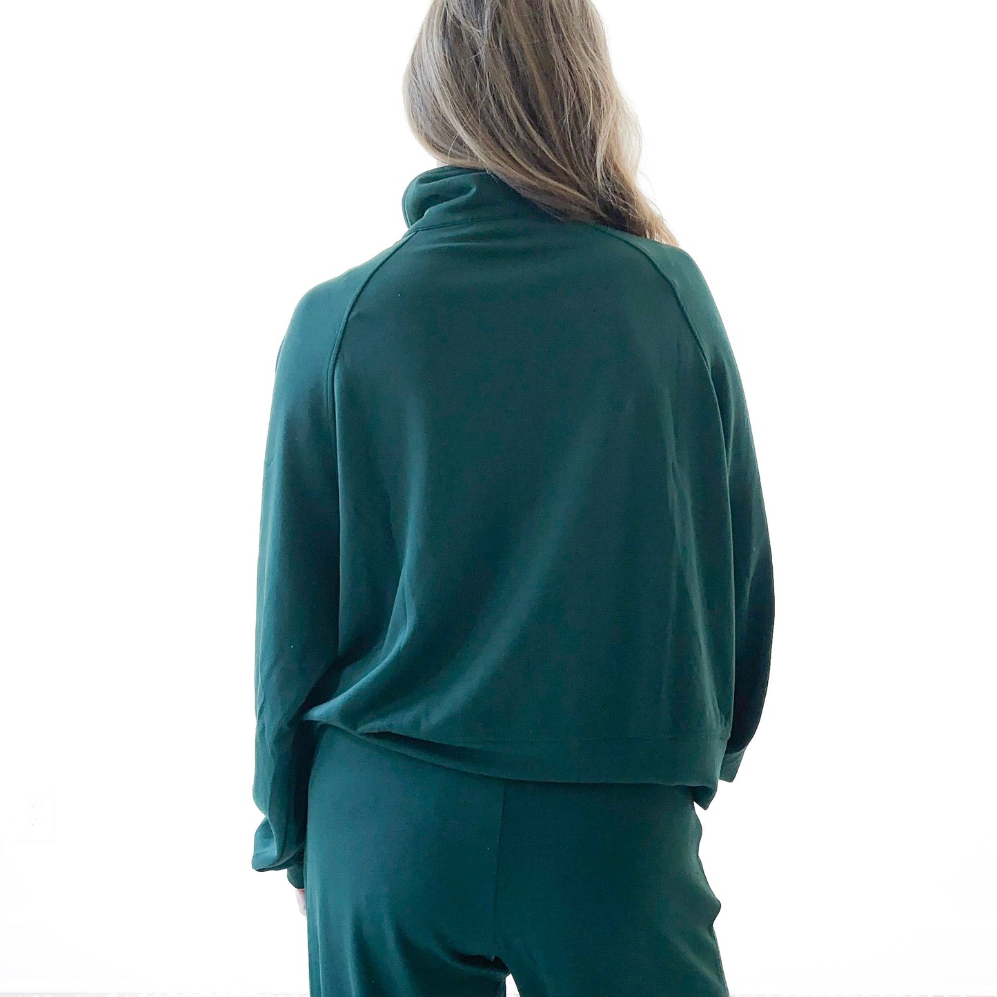Lightweight Ultra Soft Scuba Fabric Quarter Zip Pull Over