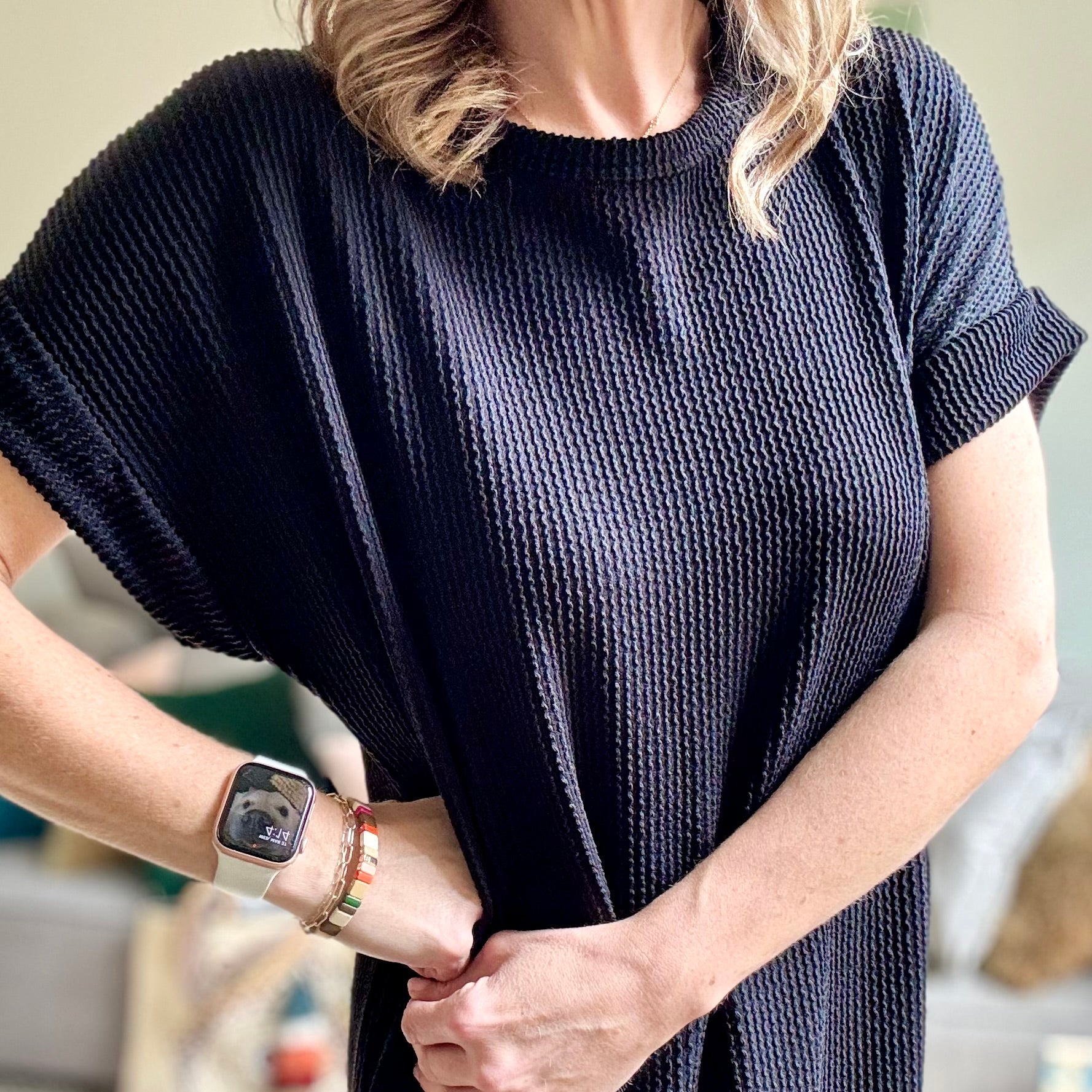 Women's Textured rib black wrinkle resistant short sleeve midi dress with side slit